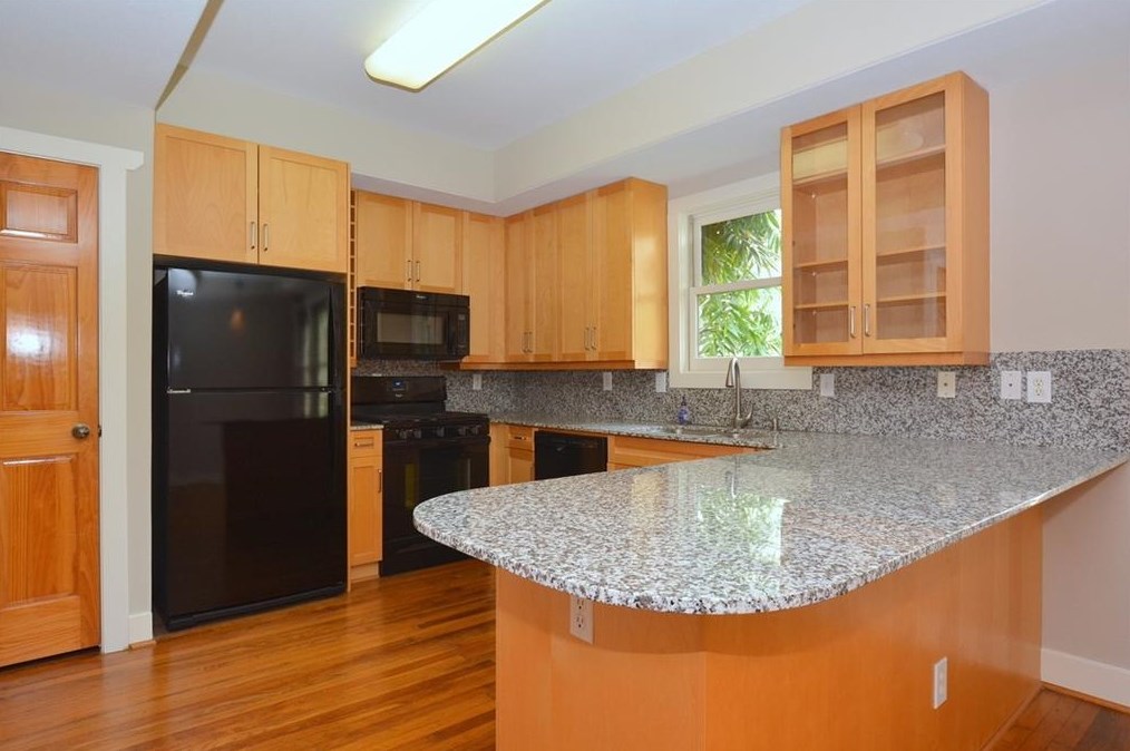 3015 Chenevert St Unit 4, Houston, TX 77004