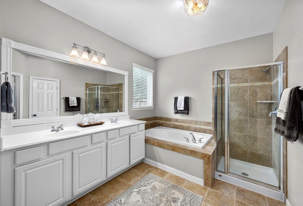 12104 Willow Brk Ln, Pearland TX  77584-6540 exterior