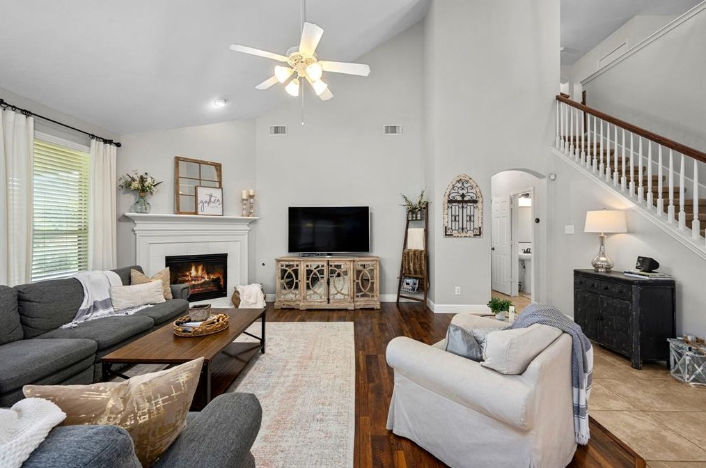 12104 Willow Brk Ln, Pearland TX  77584-6540 exterior