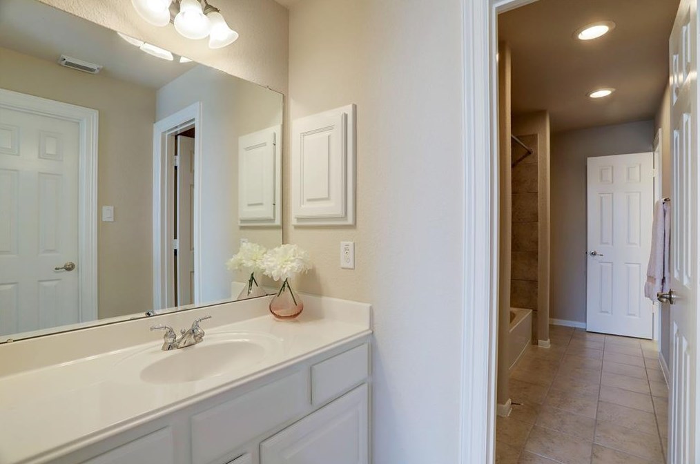 11918 Caddo Pt Ct, Houston TX  77041-6225 exterior