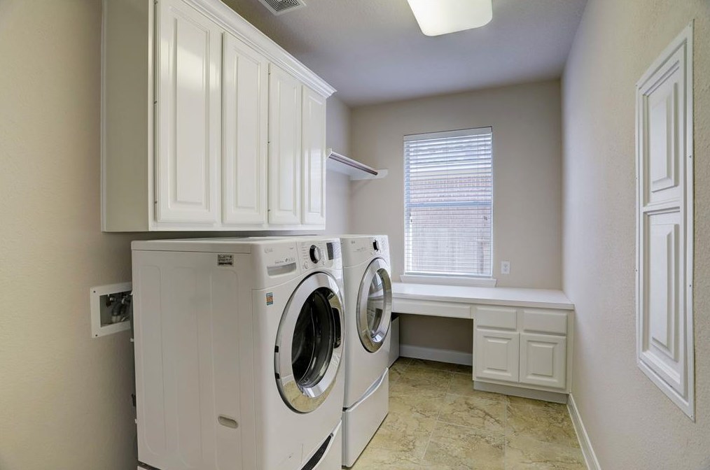 11918 Caddo Pt Ct, Houston TX  77041-6225 exterior