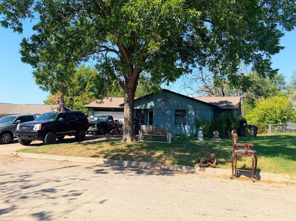 7820 Gaston Ave, Fort Worth, TX 76116
