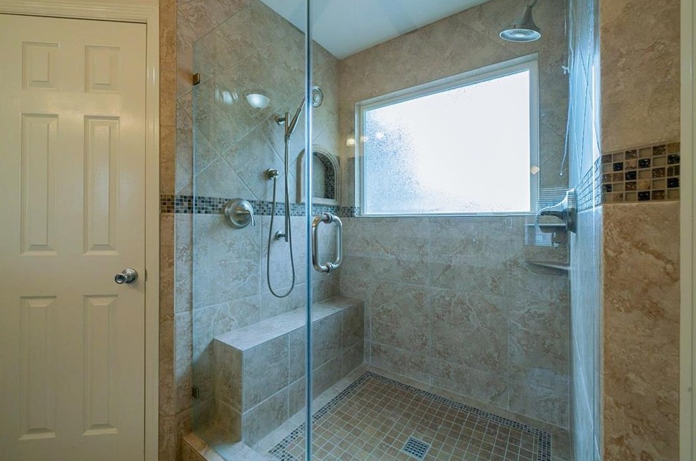 14650 Cardinal Crk Ct, Houston TX  77062-2125 exterior
