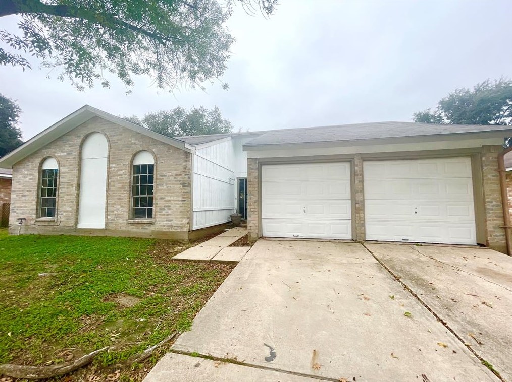 17723 Fieldglen Dr, Houston, TX 77084-1001
