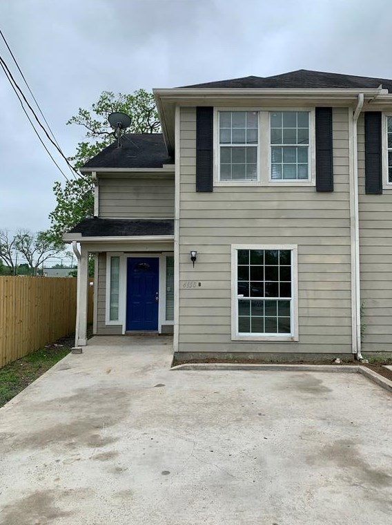4650 Galesburg St #b, Houston, TX 77051