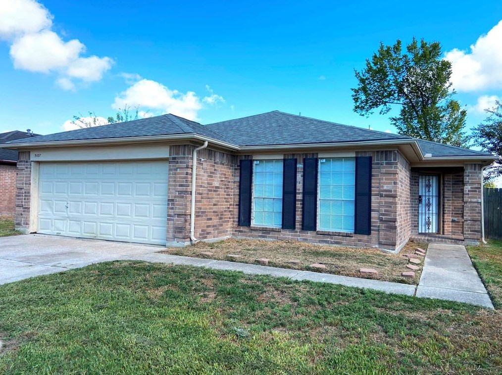 5107 Kilkenny Dr, Houston, TX 77048