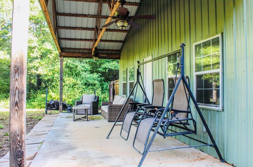 370 Wobbly Bobbly Tram, Livingston, TX 77351-4046