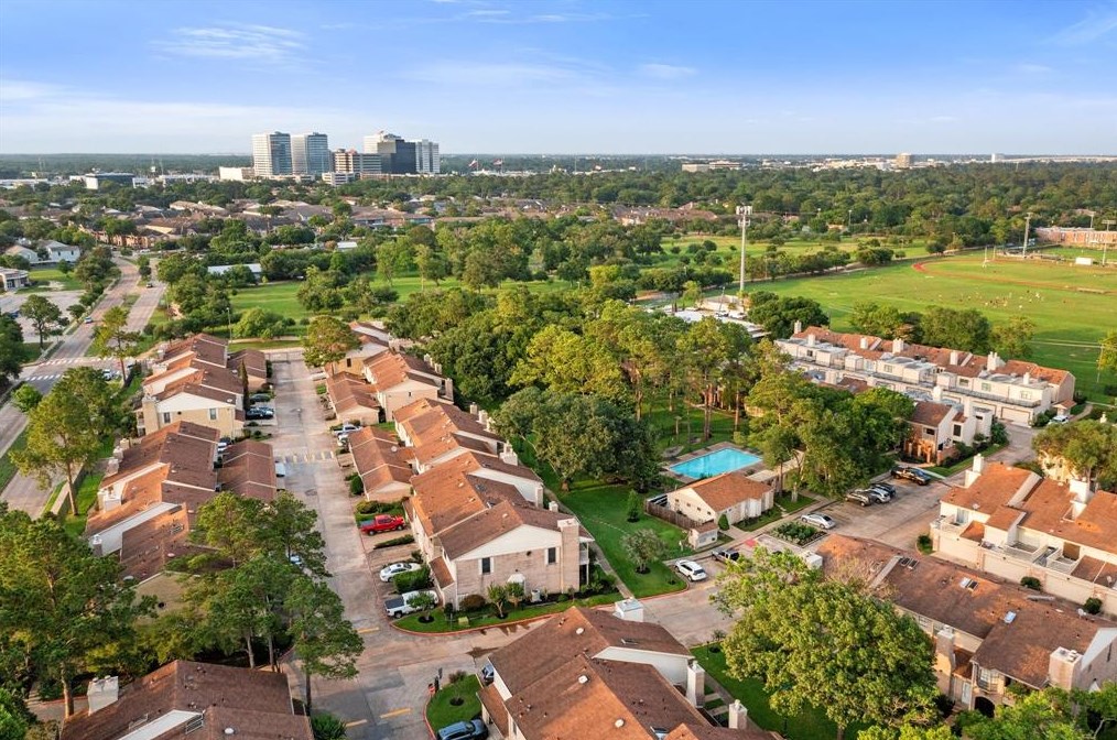 800 Country Place Dr #1, Houston, TX