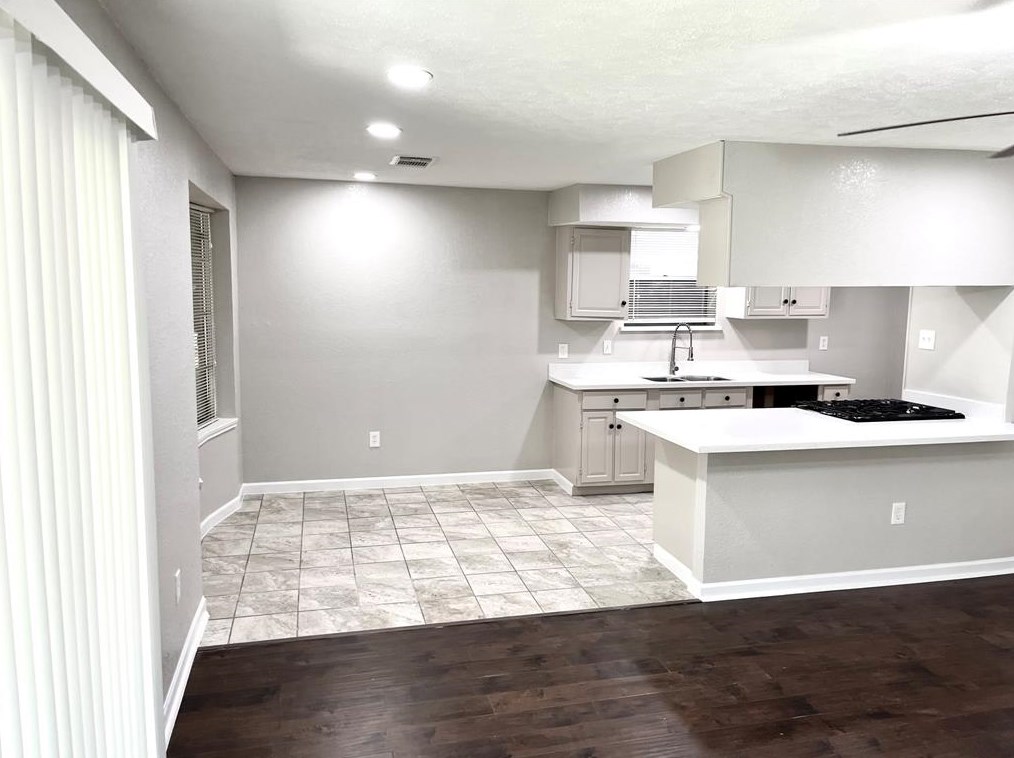 10922 Sagewind Dr, Houston TX  77089-3020 exterior