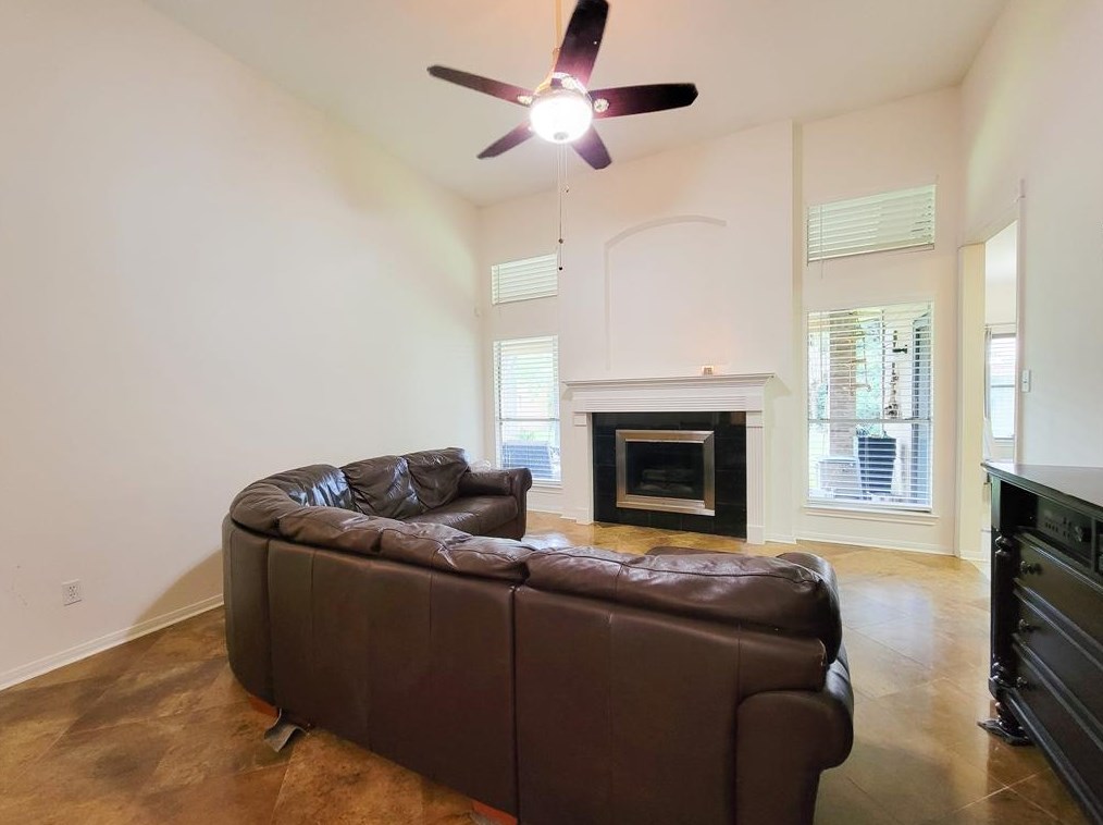 9223 Angelas Mdw Ln, Houston TX  77095-2158 exterior
