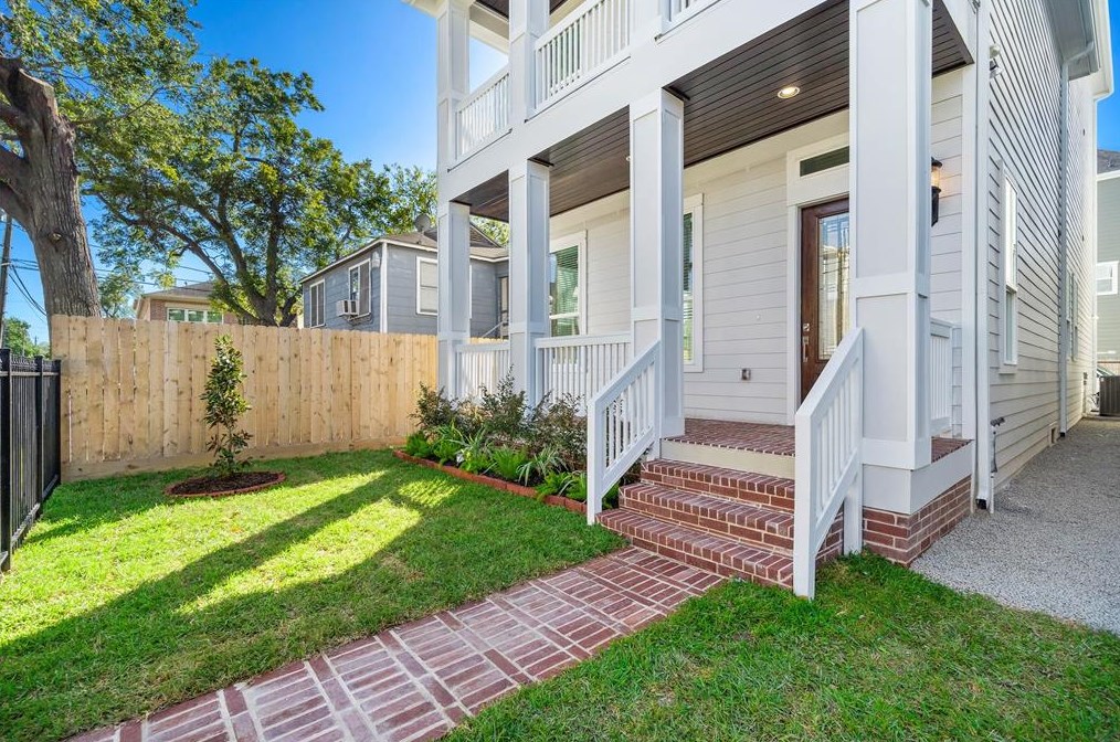 2729 Rutland St, Houston, TX 77008