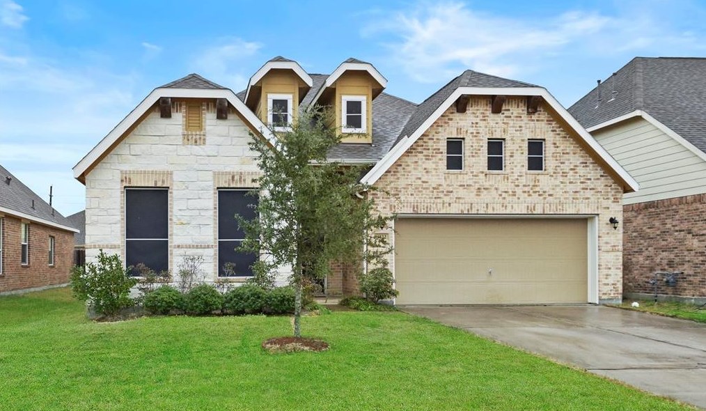 8422 Montego Bay Dr, Baytown, TX 77523