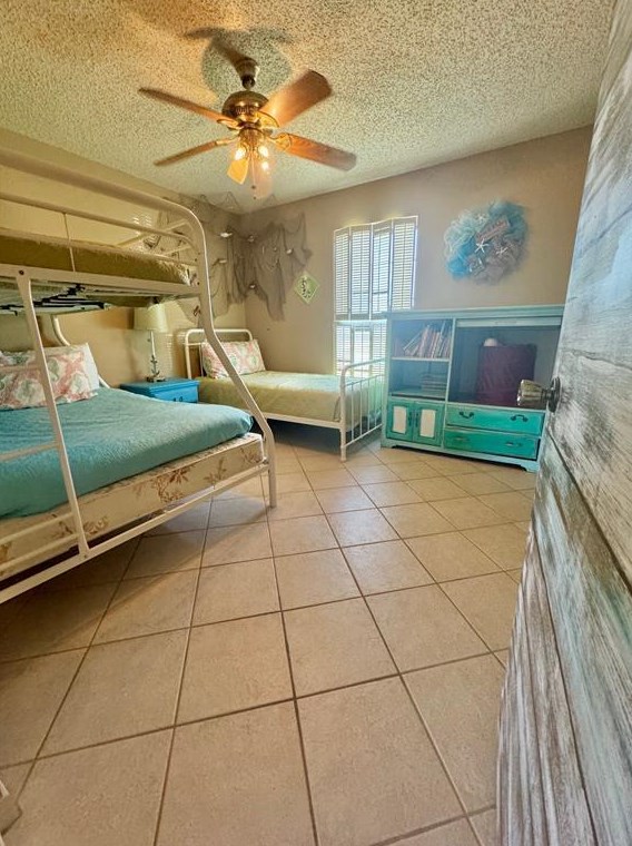 3511 Dominique Dr, Galveston TX 77551-1610 exterior