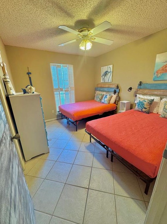 3511 Dominique Dr, Galveston TX 77551-1610 exterior