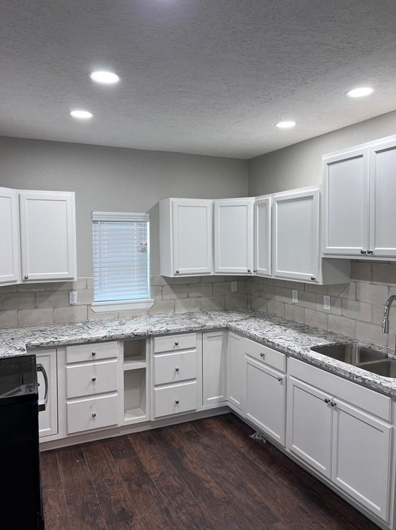 104 Dallas St, Cleveland TX  77327-4515 exterior