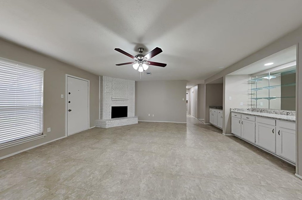 4935 Edinston Pl, Spring, TX 77388