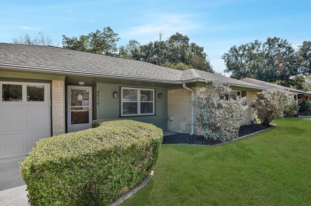 4914 Blanton Blvd, Houston, TX 77092
