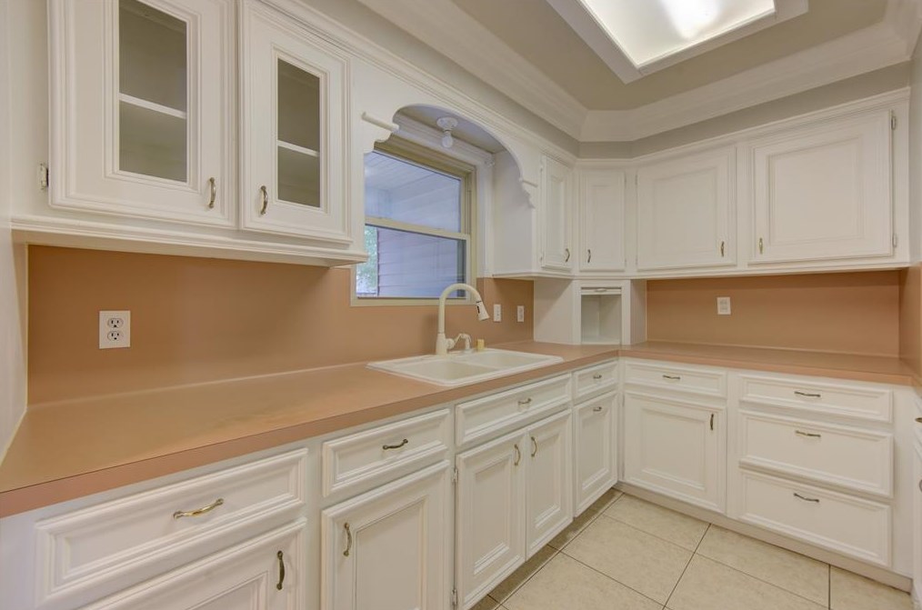 1905 Lafferty, Pasadena TX 77502-2310 exterior