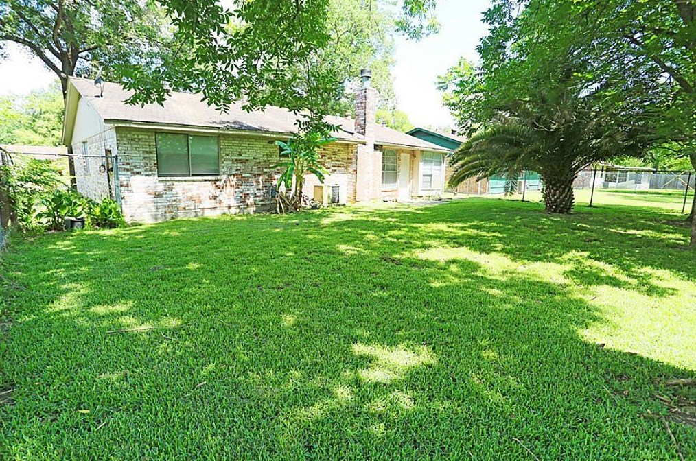 511 Coolwood Dr, Houston, TX 77013