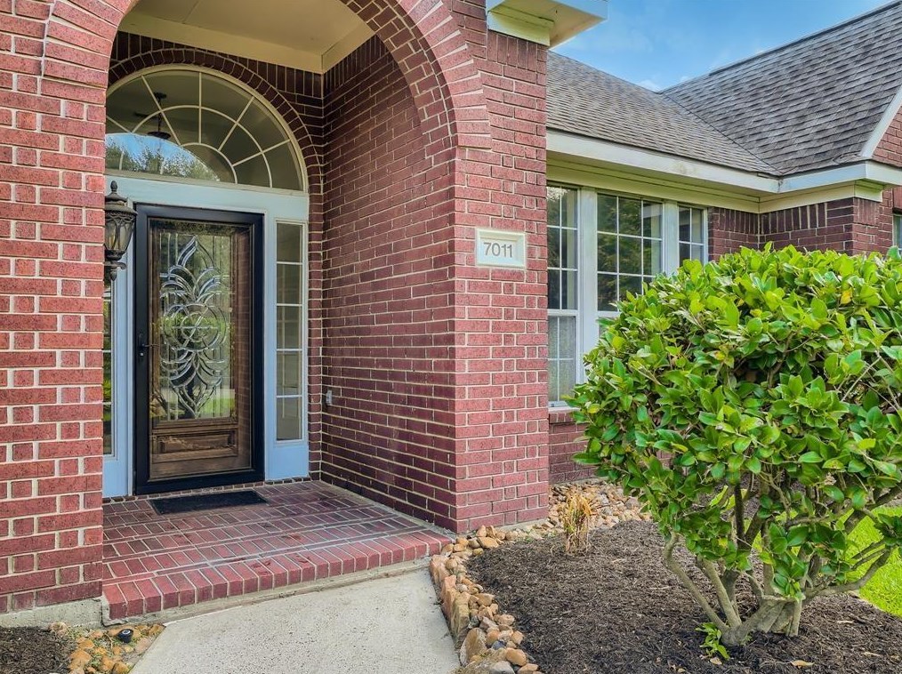 7011 Harvest Glen Dr, Humble, TX 77346