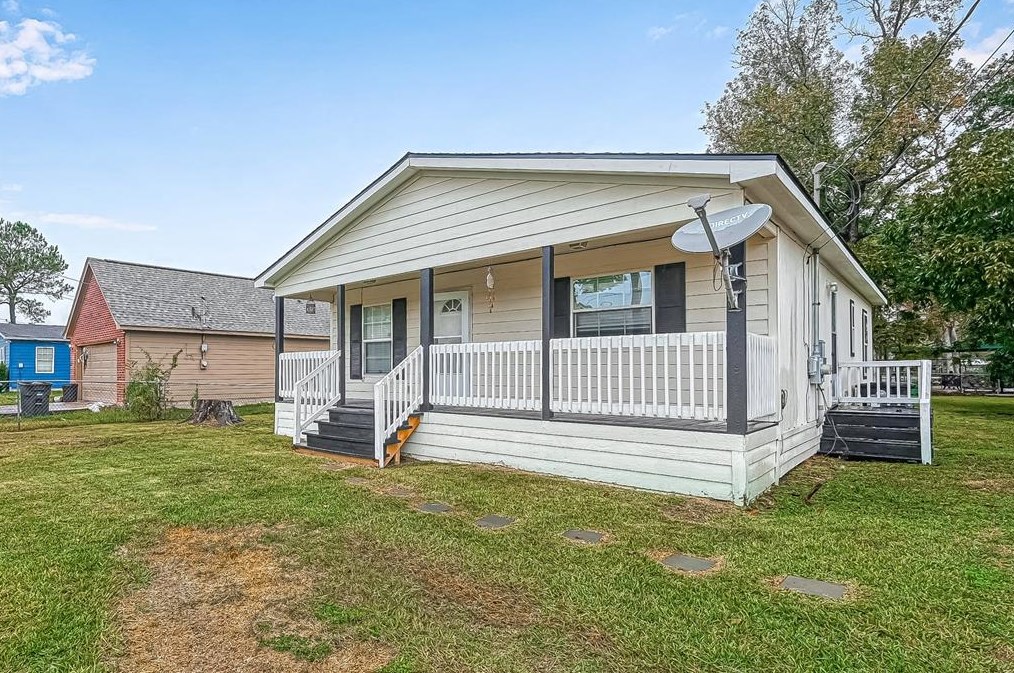 8017 Hamlet St, Houston, TX 77078-2724