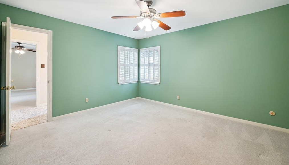 10811 Cranbrook Rd, Houston TX  77042-1323 exterior