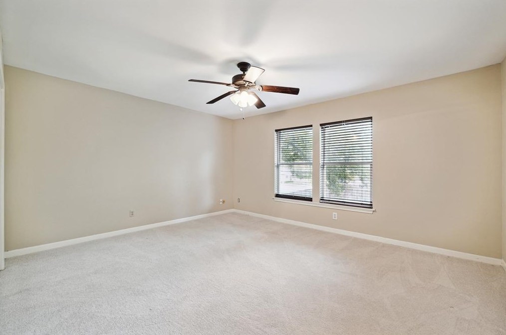 10811 Cranbrook Rd, Houston TX  77042-1323 exterior