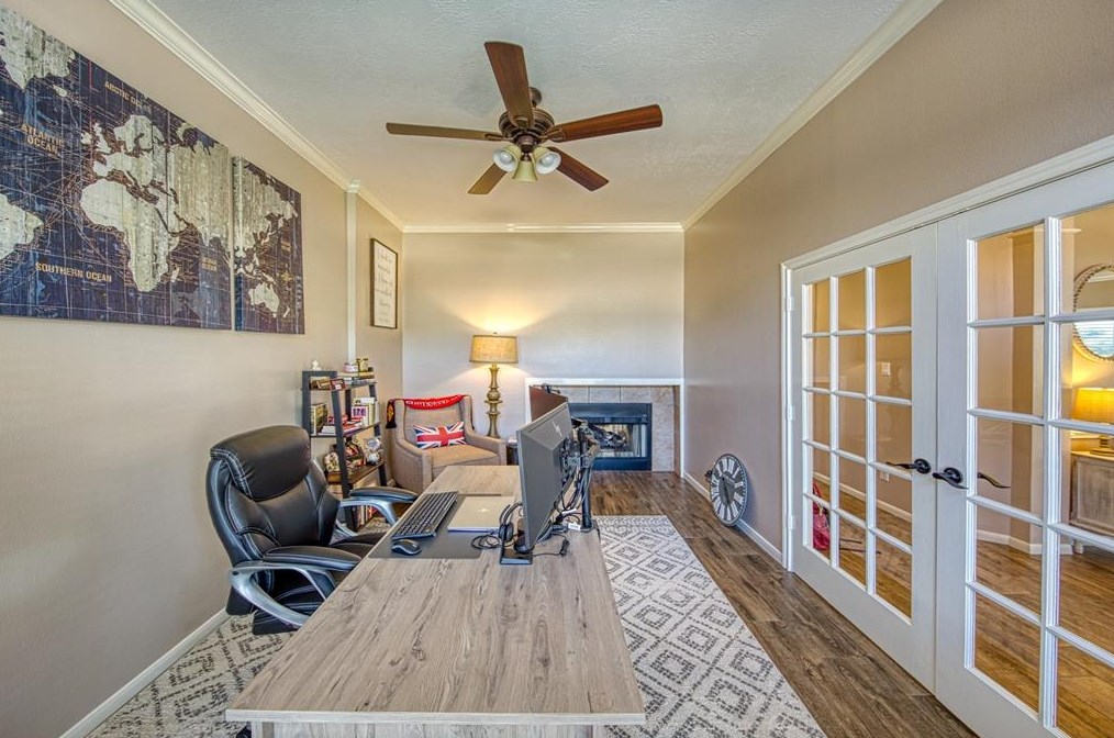 8435 Copper Lakes Dr, Houston TX  77095-4360 exterior