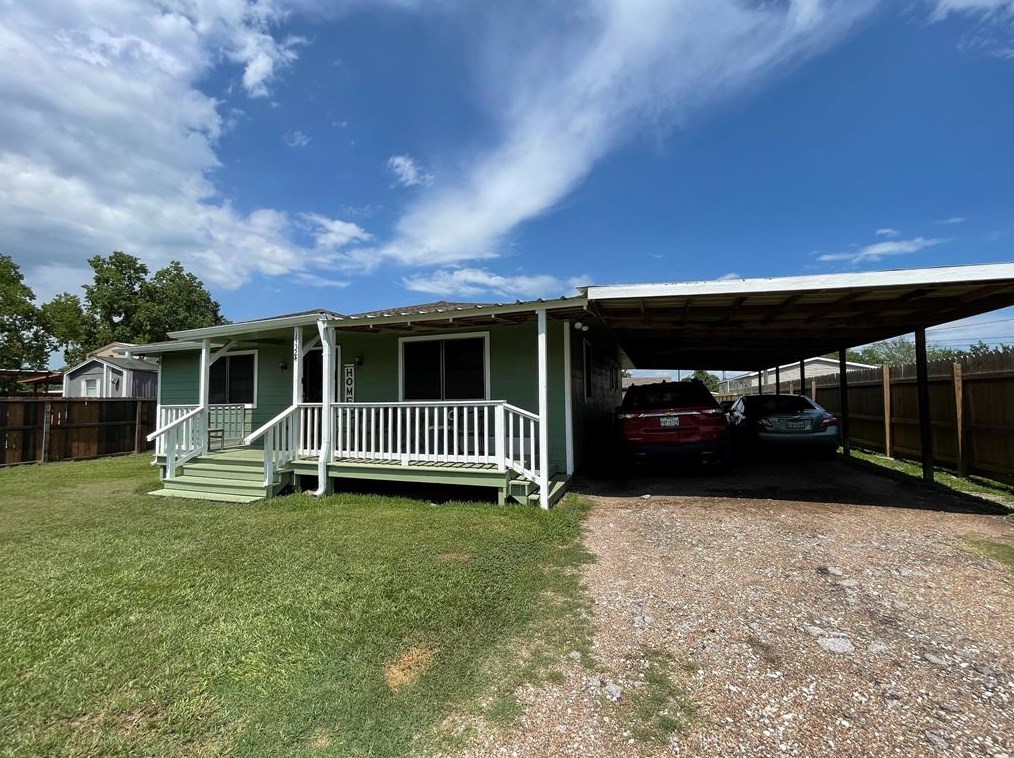 13324 Maudeas Dr, Crosby, TX 77532-6255