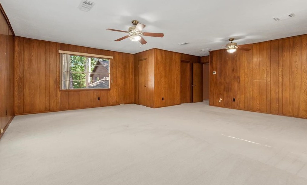 5514 Spanish Oak Dr, Houston TX  77066-2442 exterior