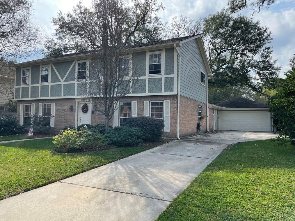 17507 Loring Ln, Spring, TX 77388-9704