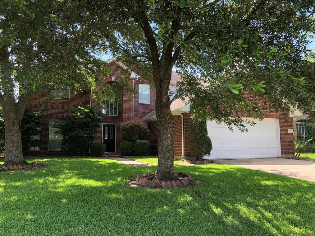 11410 Rock Bridge Ln, Sugar Land, TX 77498