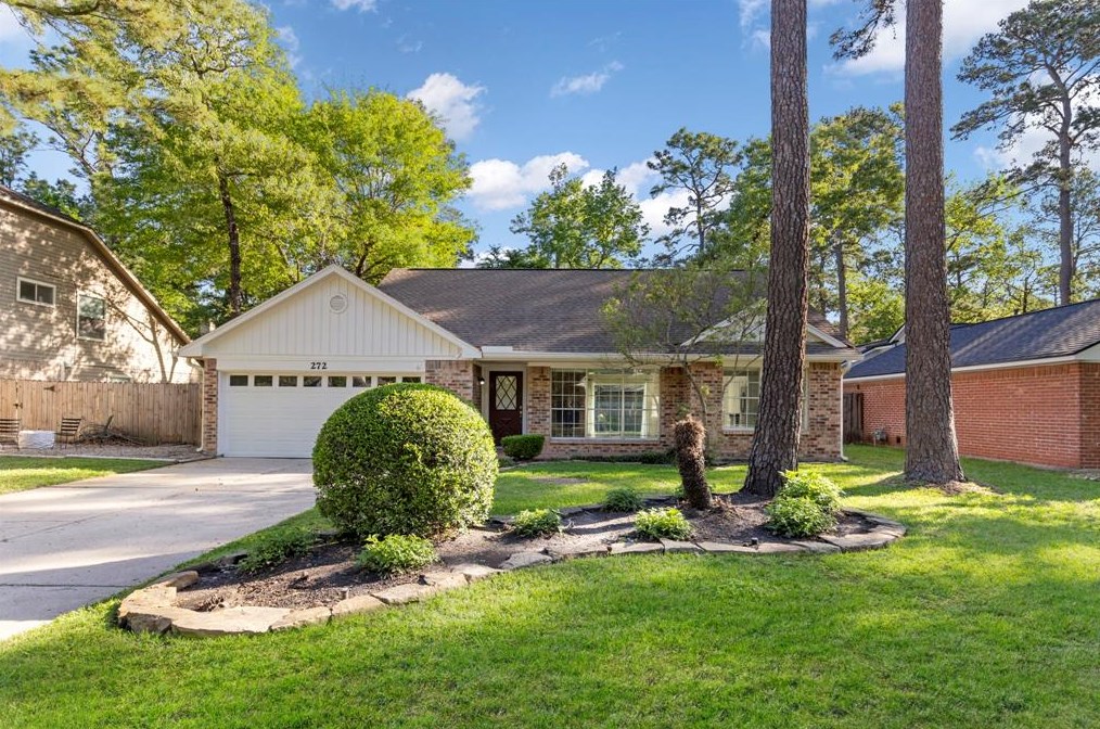 272 Pathfinders Cir, Spring TX  77381-3056 exterior