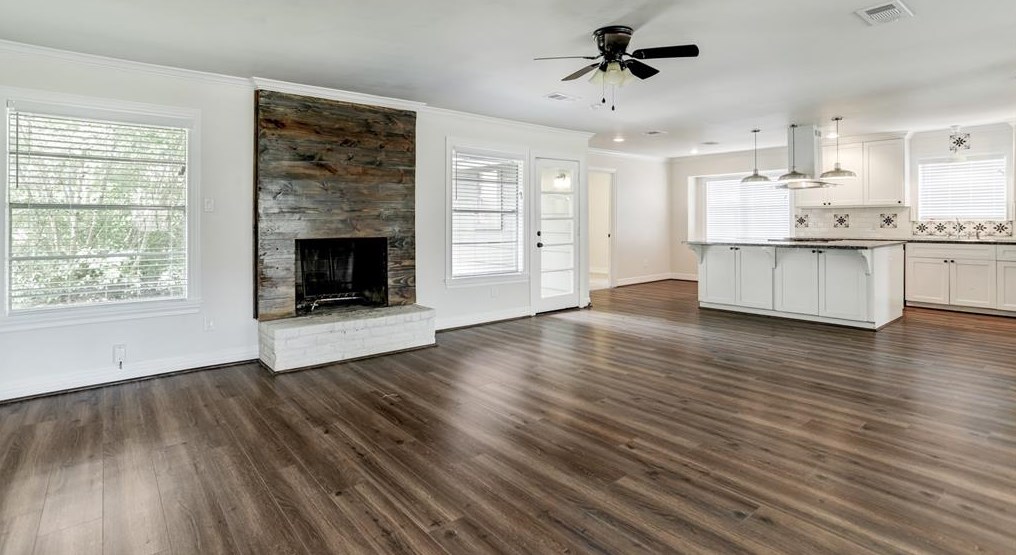 2723 Triway Ln, Houston TX  77043-1831 exterior