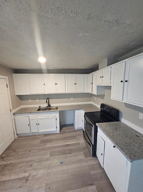 8123 Glenhollow Dr, Houston, TX 77033