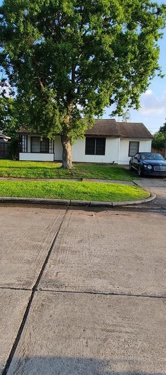 3614 Luca St, Houston, TX 77021-2539