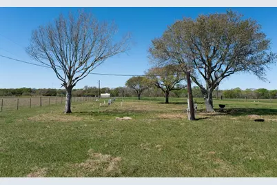 1389 County Road 436 Hawley Cemetery Road, Blessing, TX 77414 - Photo 30
