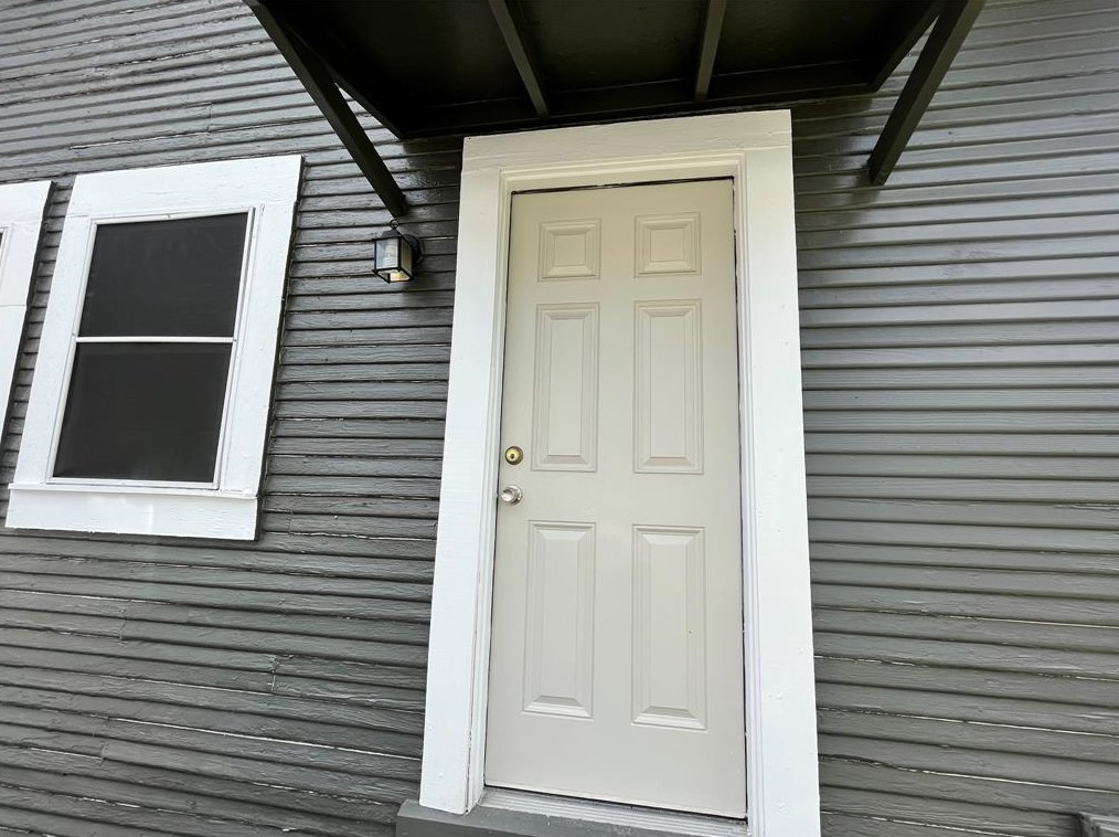 102 Stiles St, Houston TX  77011-3153 exterior