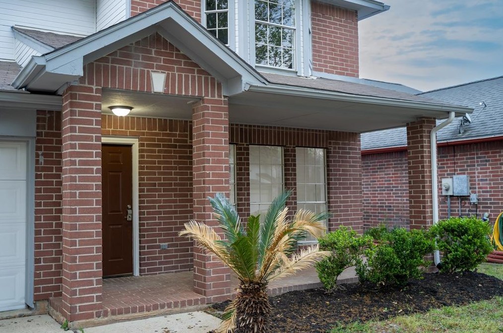 22506 Willow Branch Ln, Tomball, TX 77375