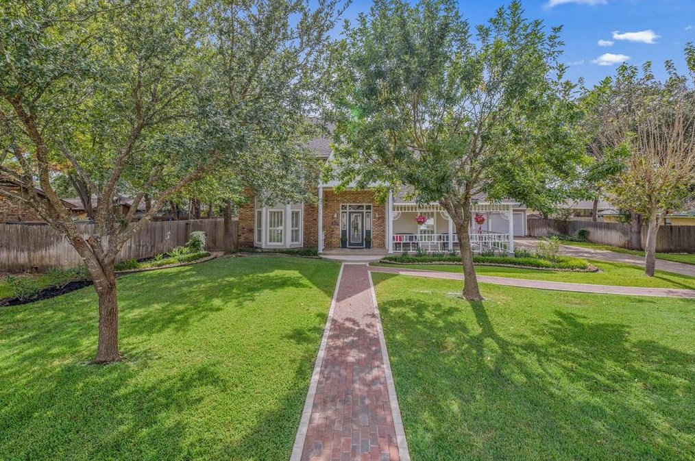 6414 Windwood Dr, College Station, TX 77845