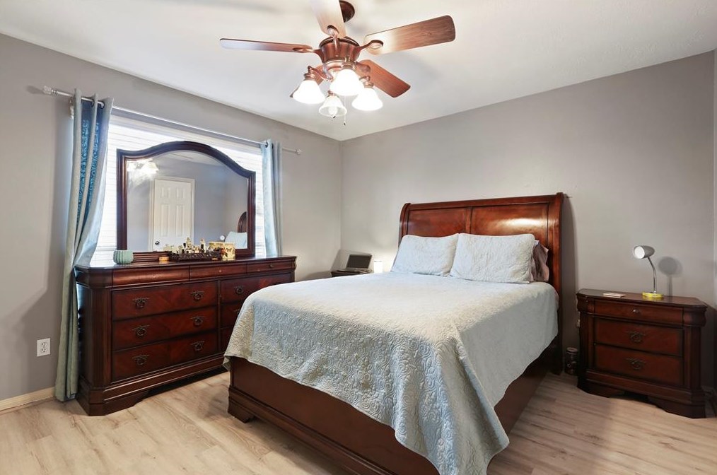 4929 Ricky St, Houston TX  77033-4303 exterior