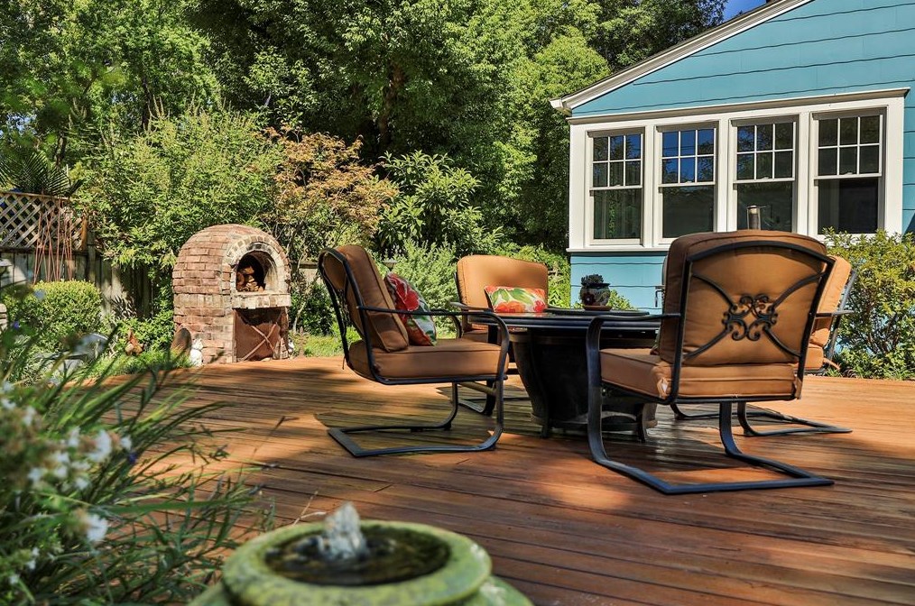 311 33 St, Houston TX  77022-5045 exterior