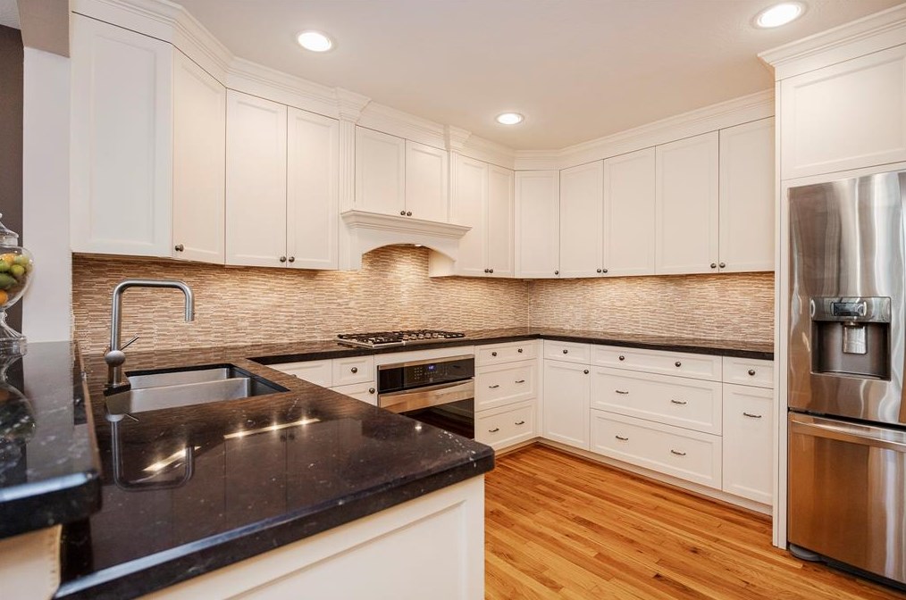 311 33 St, Houston TX  77022-5045 exterior