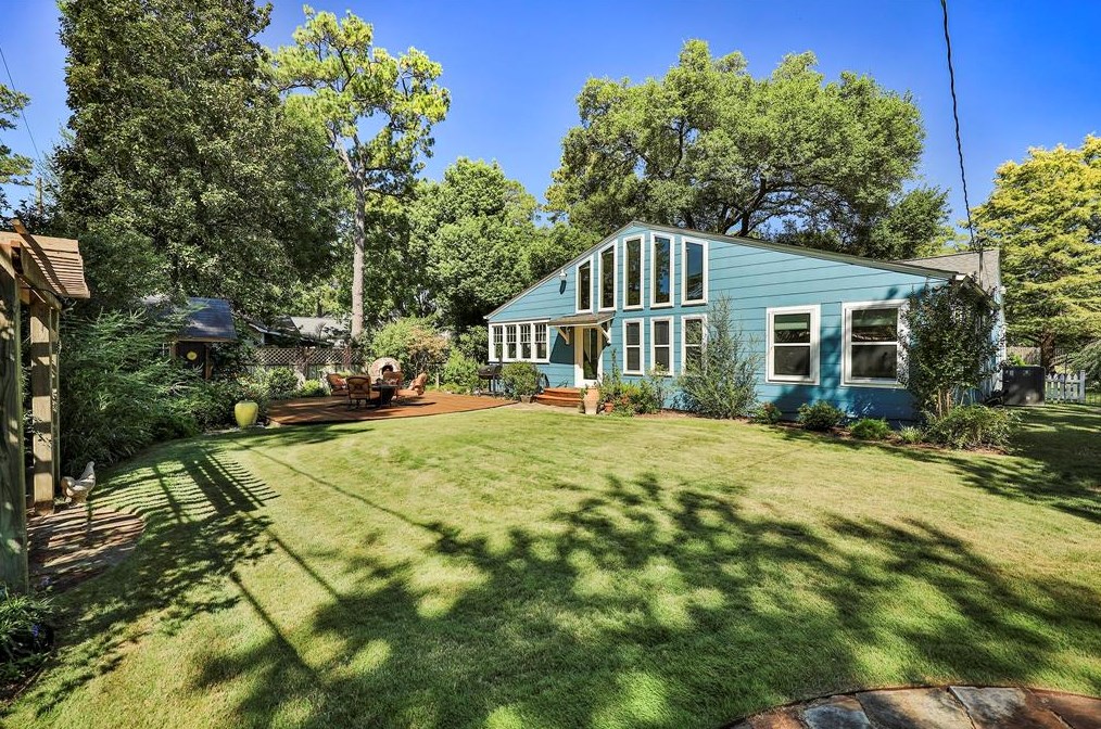 311 33 St, Houston TX  77022-5045 exterior