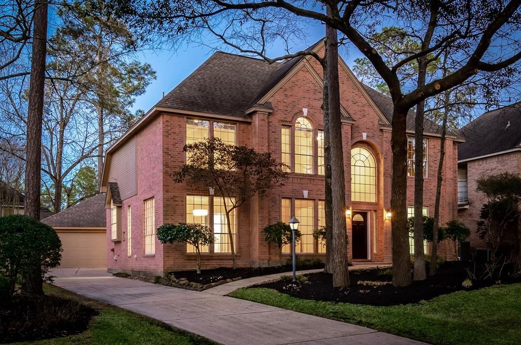 82 Sunny Slope Cir, Spring, TX 77381-6520
