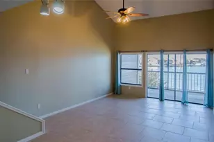 202 Lakeview Terrace, Conroe, TX 77356 - Photo 6