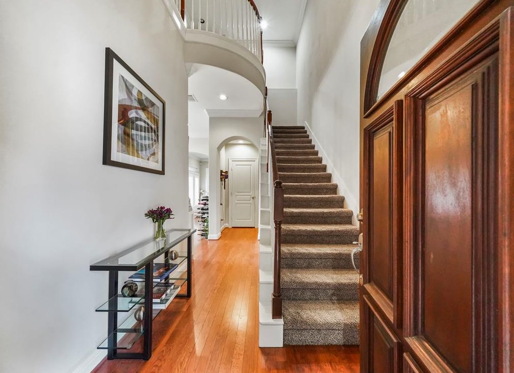 34 Versante Ct, Houston, TX 77070-6038