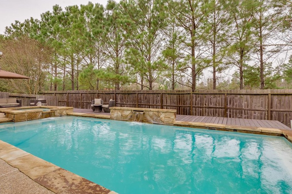 93 Frontera Cir, Spring, TX 77382-7004