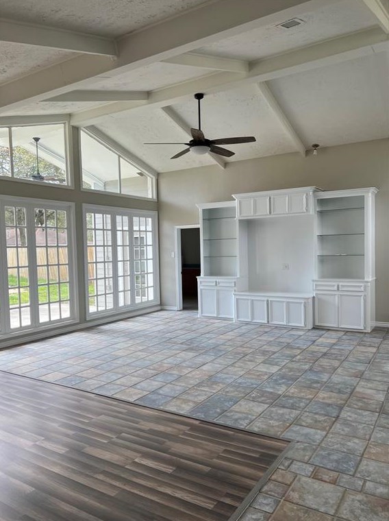 321 21st Ave N, Texas City, TX 77590