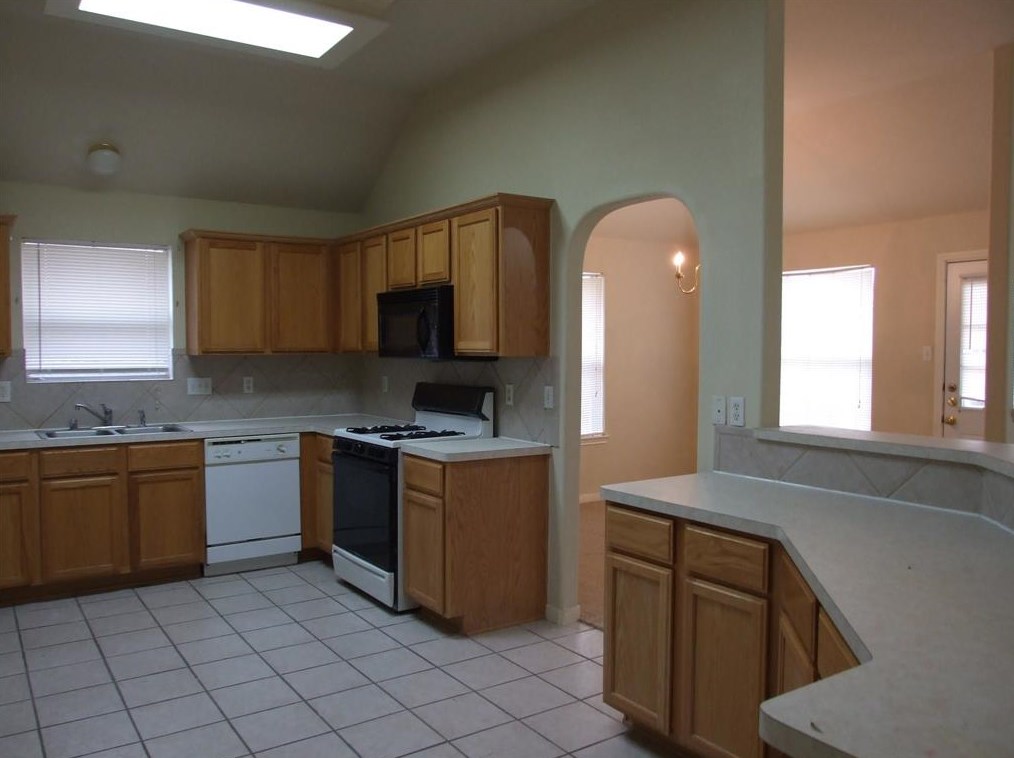4819 Edgegate Dr, Spring, TX 77373